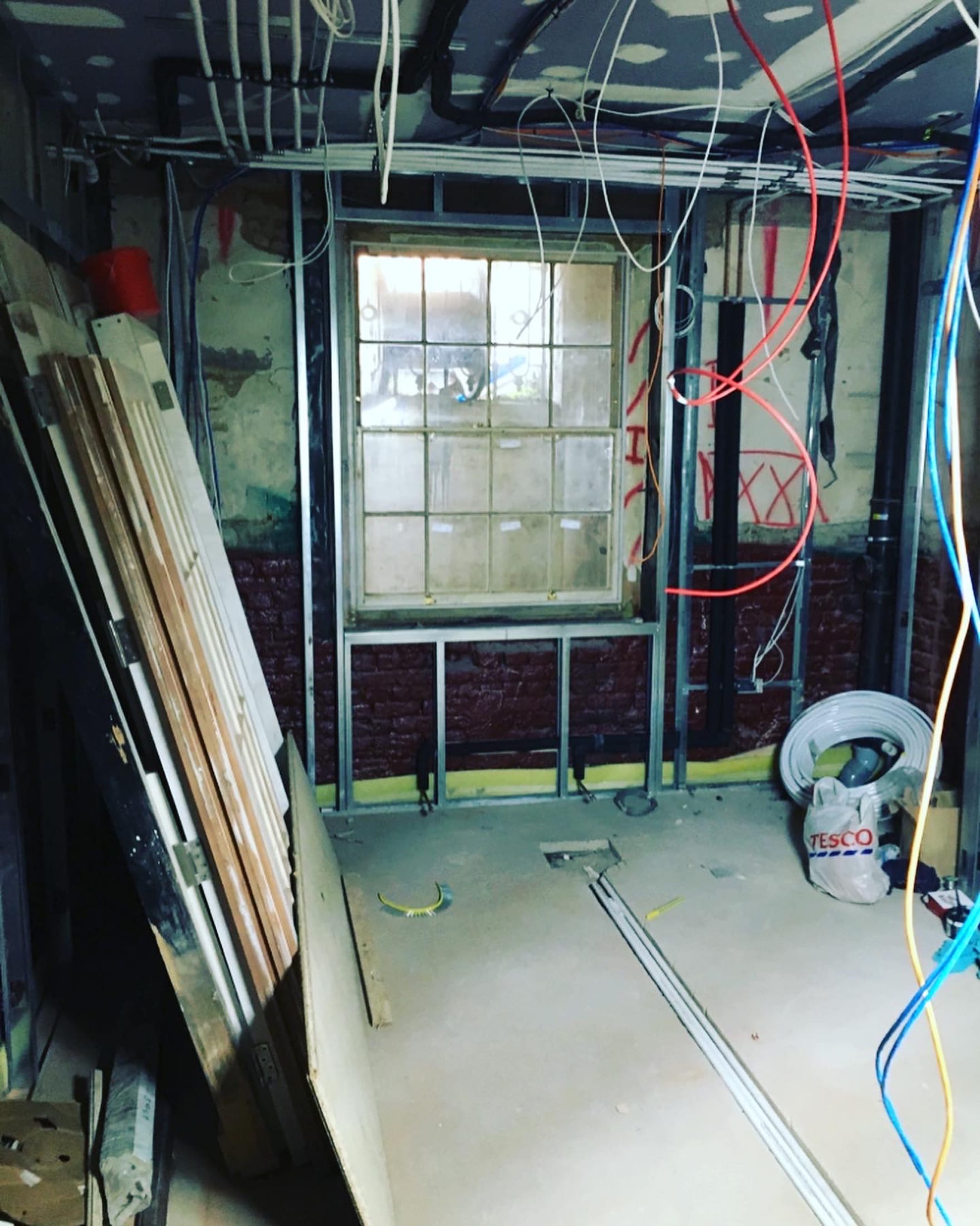 9E443889-32F2-43D3-AF4A-21ED0FEE169B